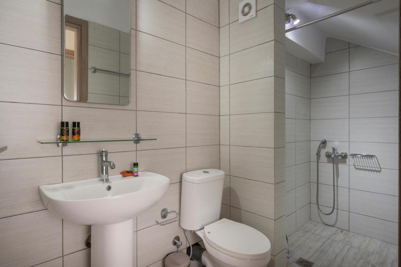 Sea Breeze Apartments 콜림바리 외부 사진